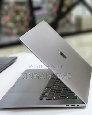 New Laptop Apple MacBook Pro 2019 32GB Intel Core I9 SSD 1T