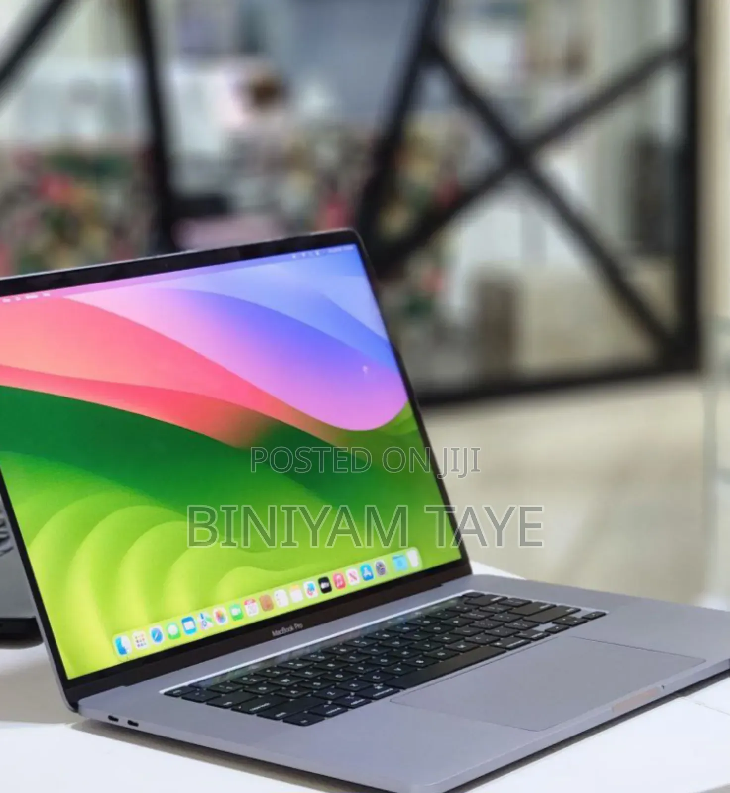 New Laptop Apple MacBook Pro 2019 32GB Intel Core I9 SSD 1T