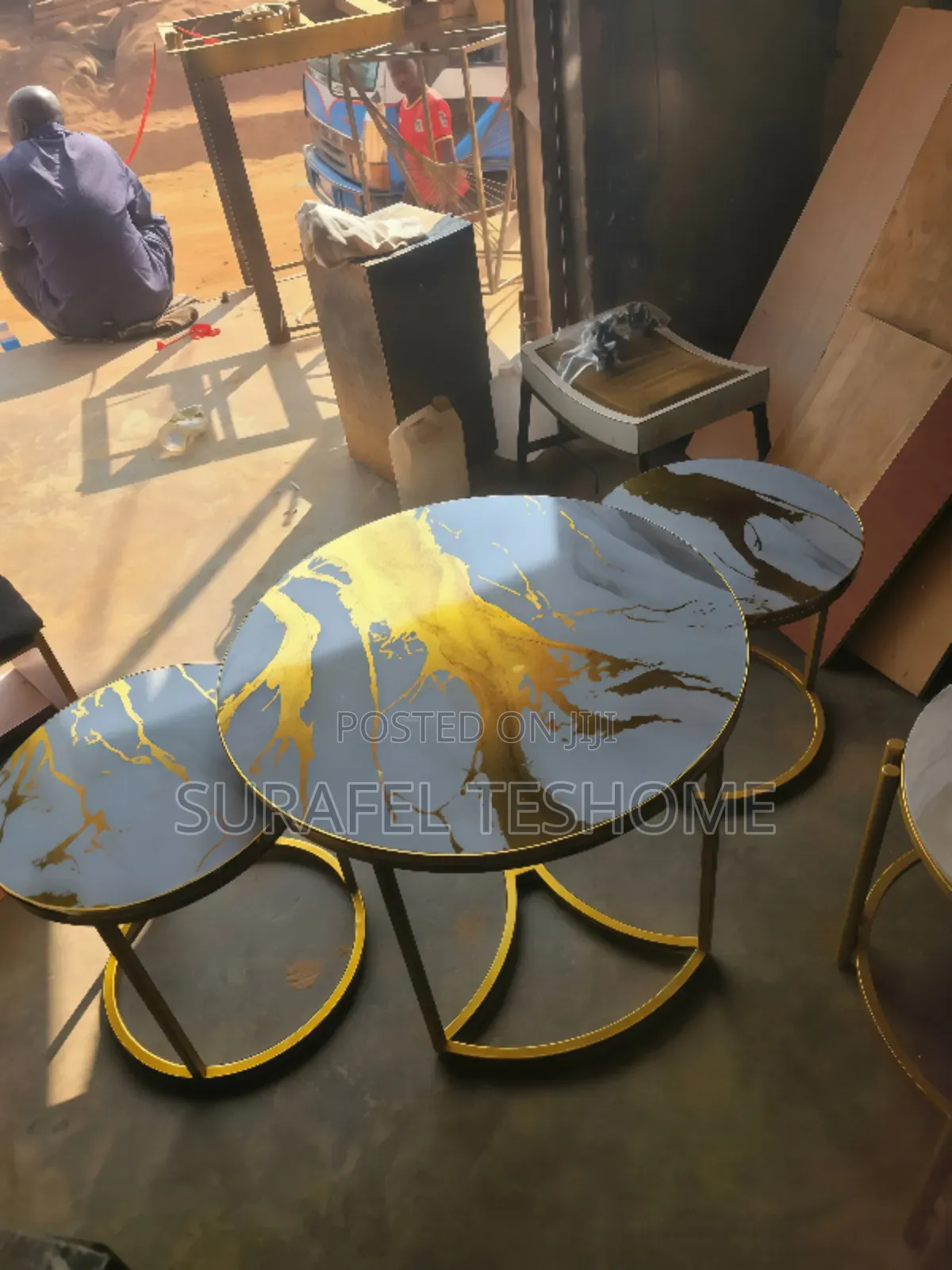 ገራሚ ኮፊ ቴብሎች – Epoxy-Made Coffee Tables