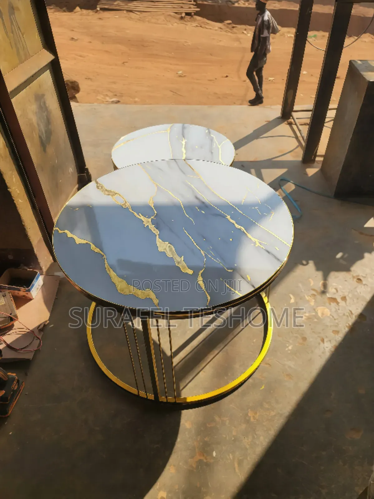 ገራሚ ኮፊ ቴብሎች – Epoxy-Made Coffee Tables