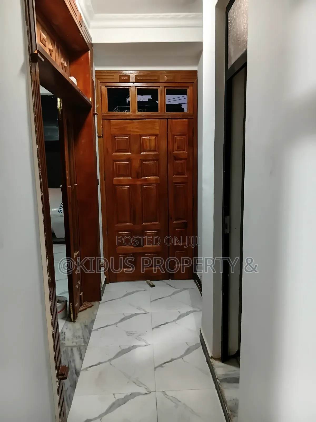 8bdrm Townhouse / Terrace in Nasswe Real States, Nifas Silk-Lafto