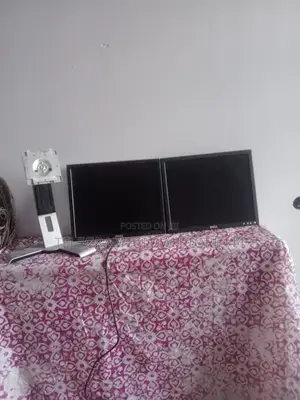 Desktop Computer Dell 18GB HDD 4T