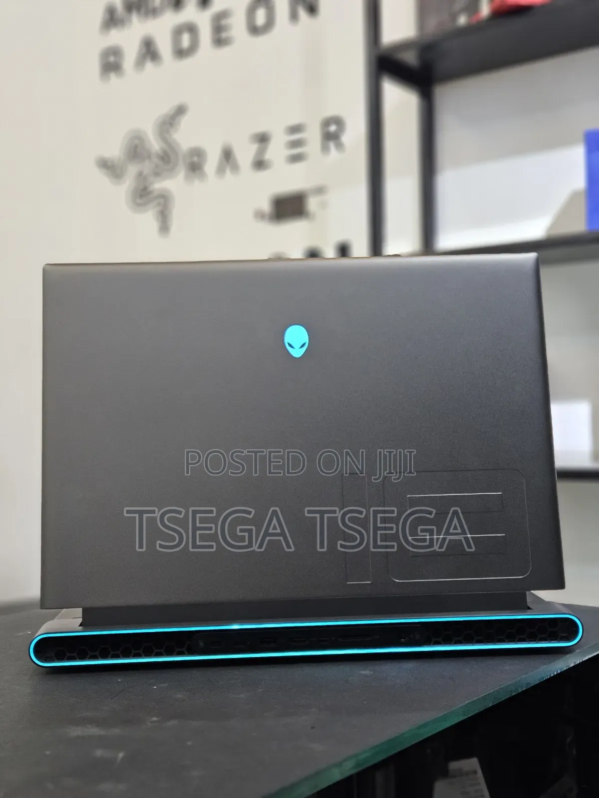 New Laptop Dell Alienware M18 R2 16GB Intel Core I7 SSD 1T