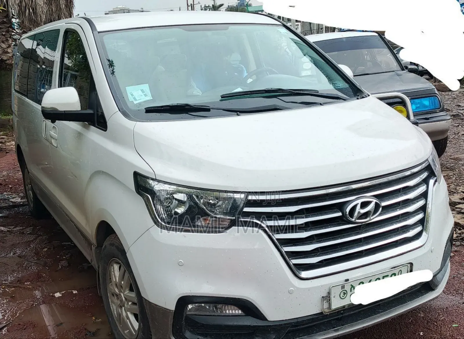 Hyundai Starex 2021 White