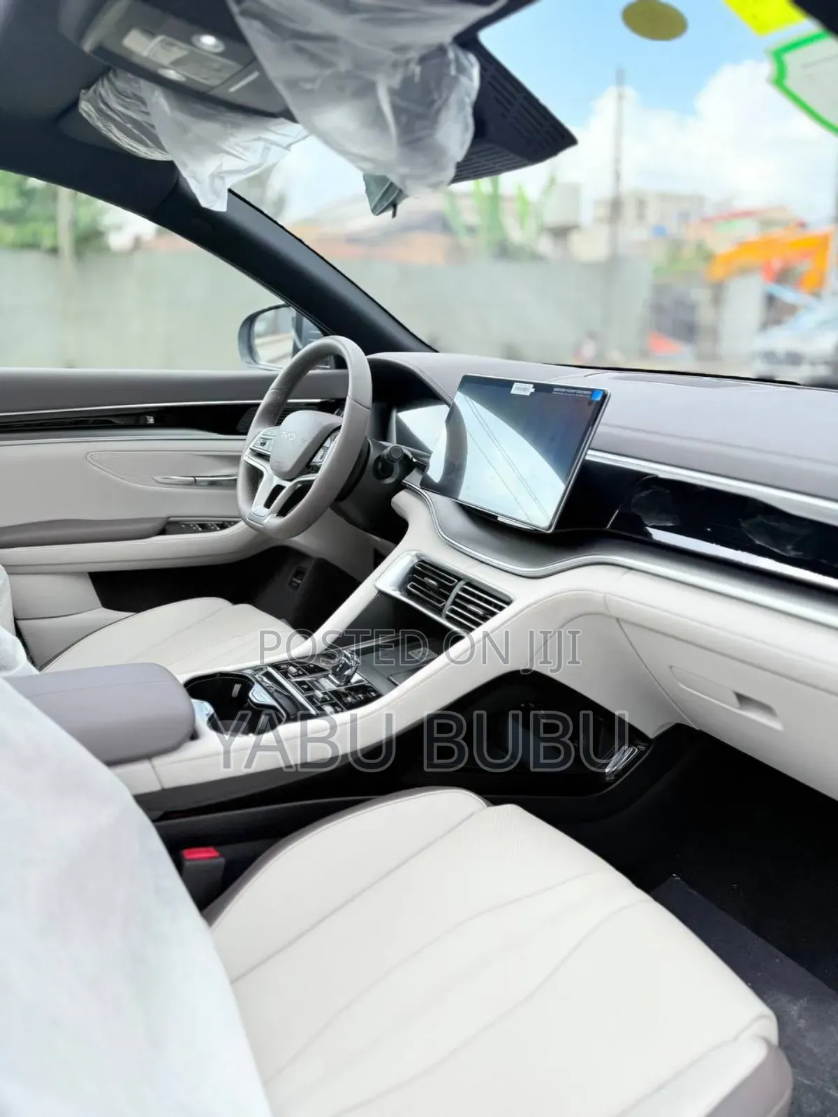 BYD Song Plus 2025 White