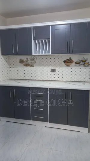 በጥራት የተሰራ 2ሜትር ኪችን ከነተሰቃዩ