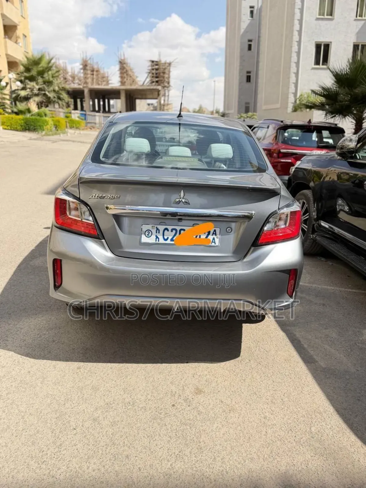 Mitsubishi Attrage 2022 Silver