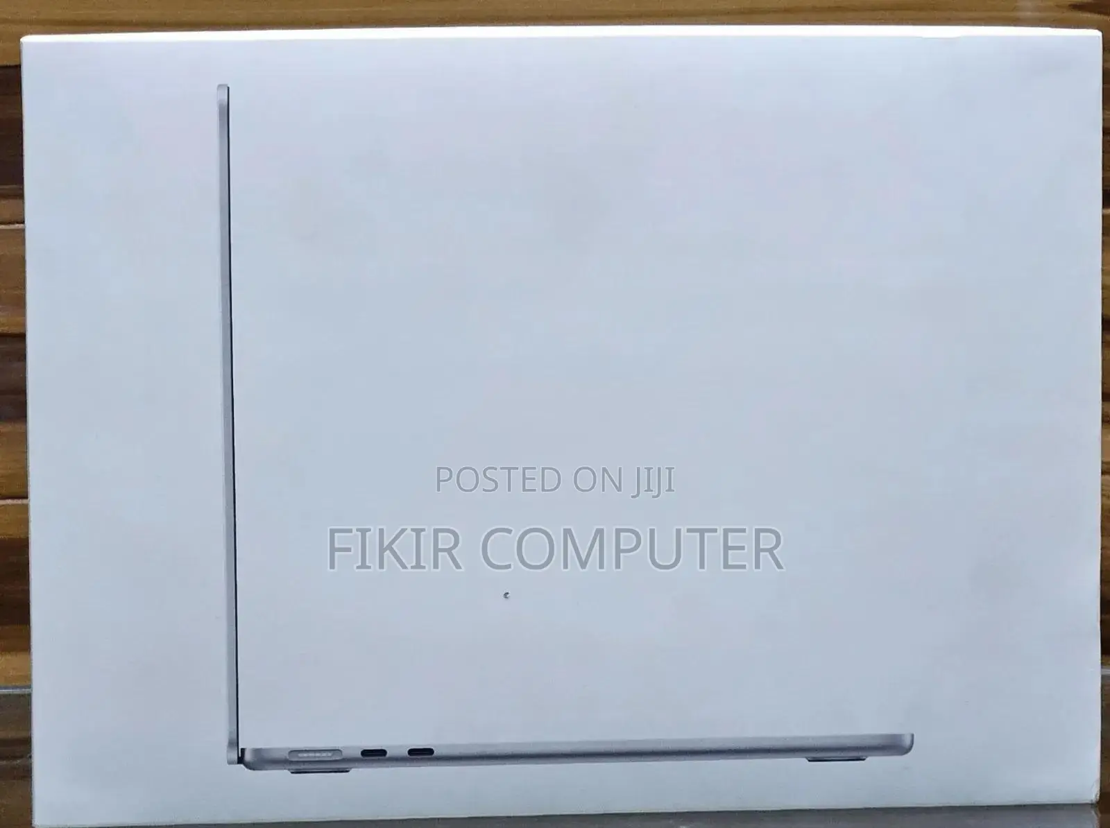 New Laptop Apple MacBook Air 2025 M4 13-Inch 16GB Apple M4 SSD 1T