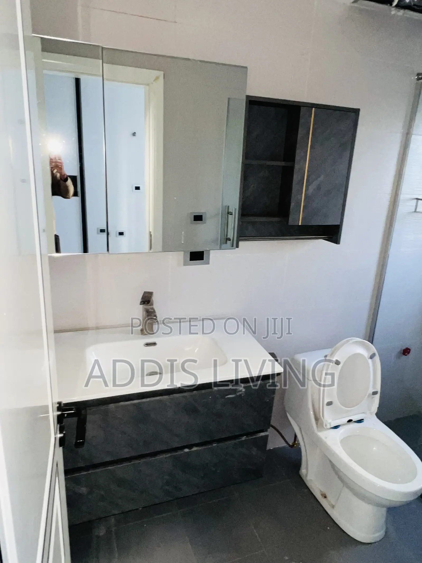 3bdrm Apartment in Bole for rent