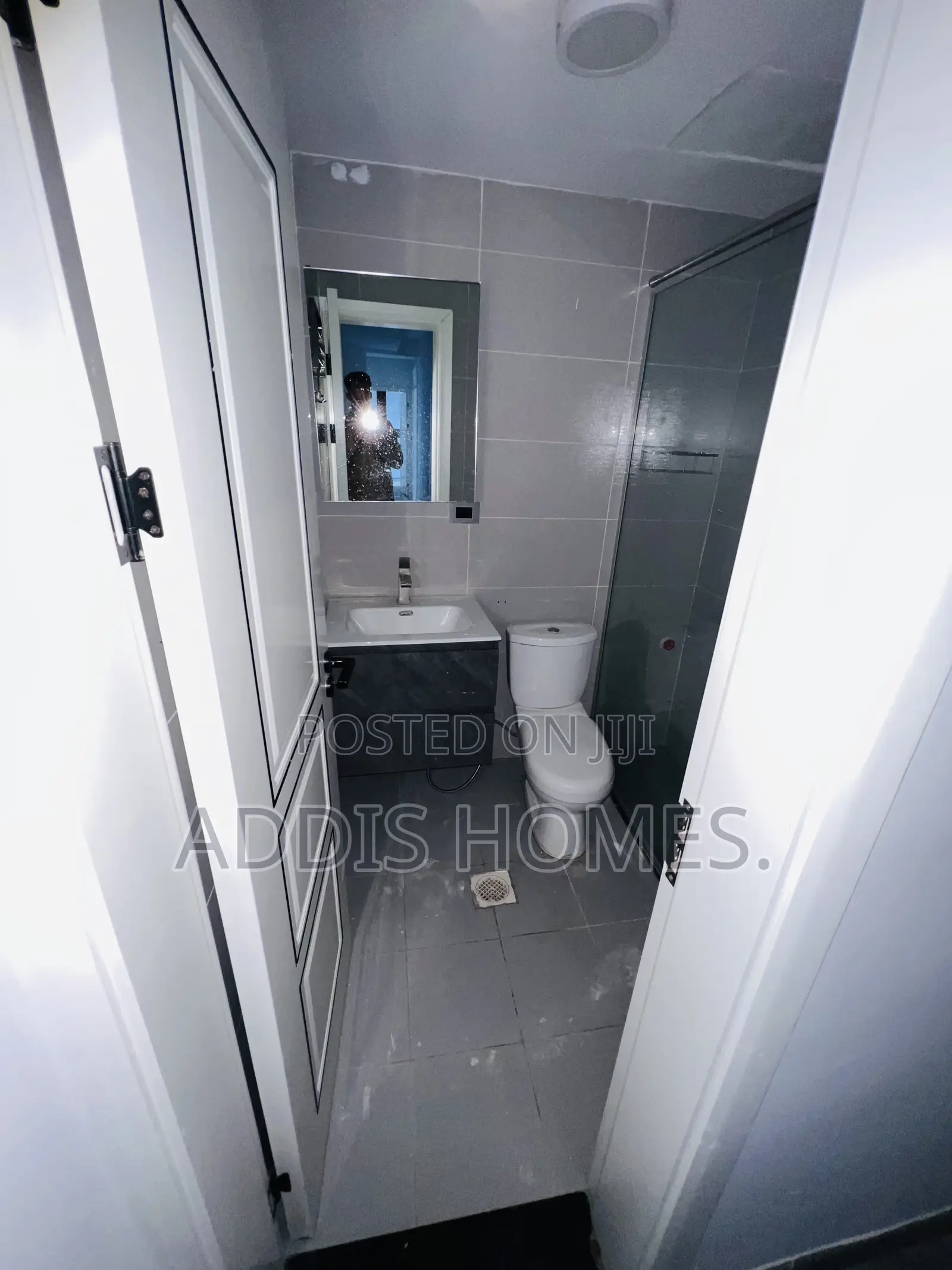 3bdrm Apartment in Bole for rent