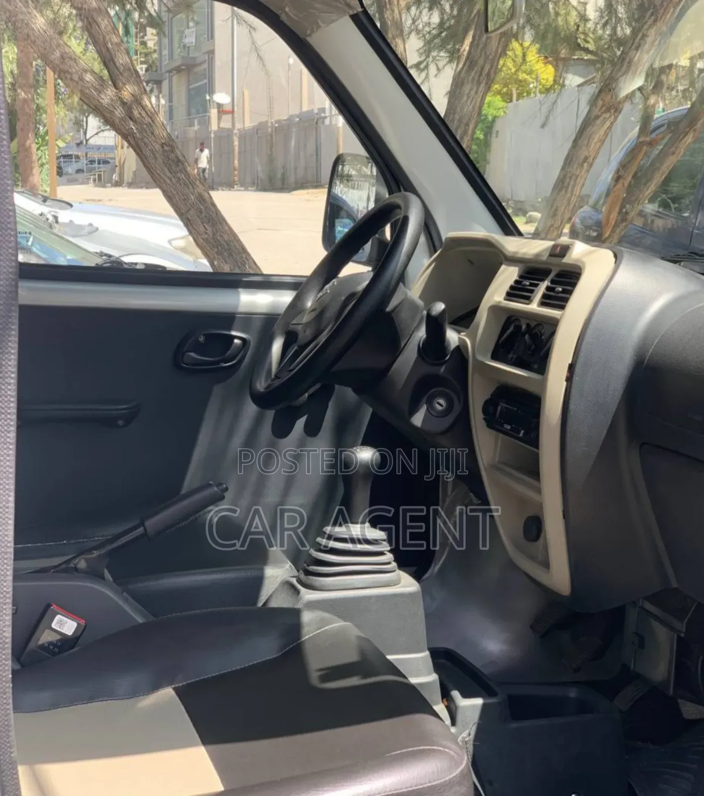 Suzuki Every 2025 White