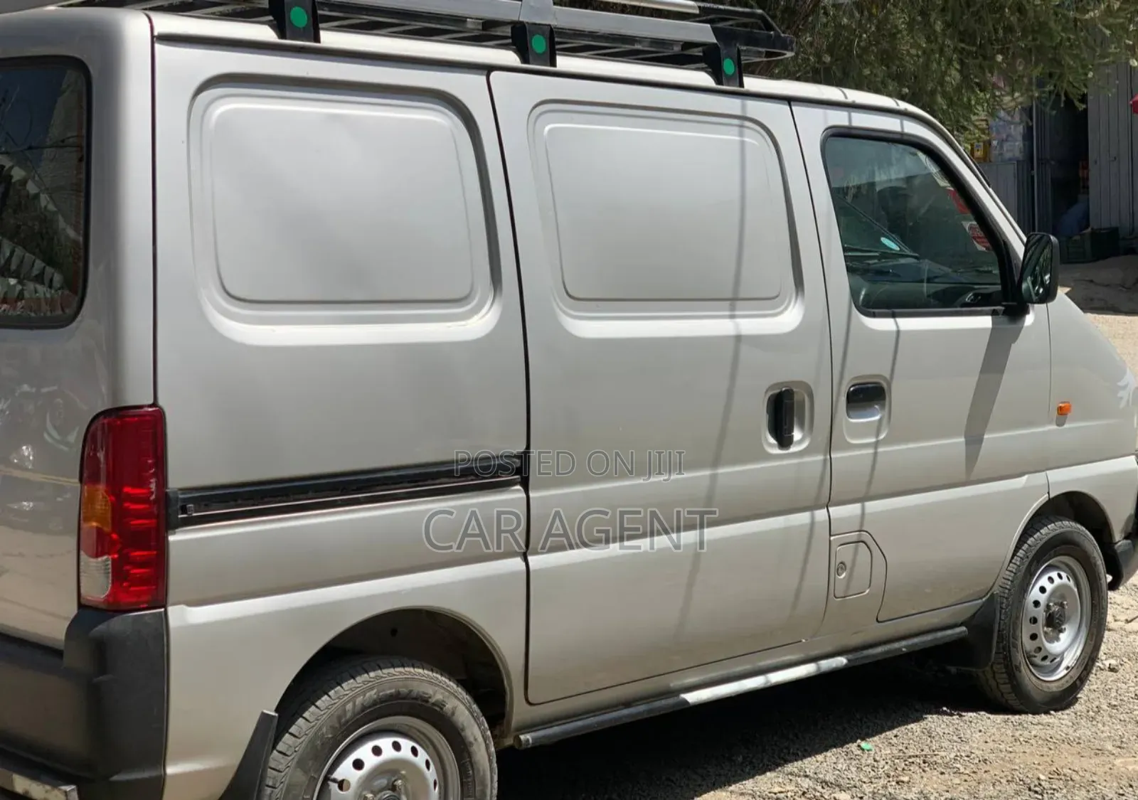 Suzuki Every 2025 White