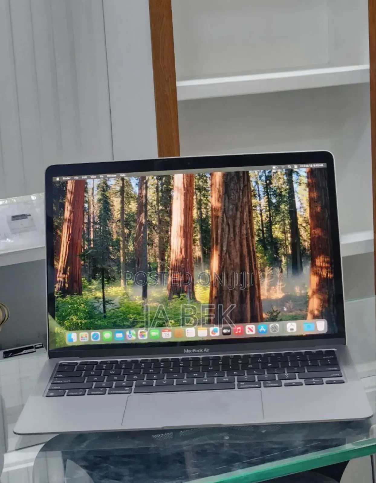 New Laptop Apple MacBook Air 2020 M1 16GB Apple M1 SSD 512GB