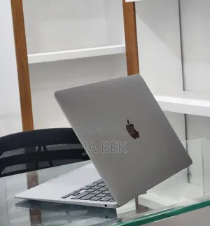 New Laptop Apple MacBook Air 2020 M1 16GB Apple M1 SSD 512GB