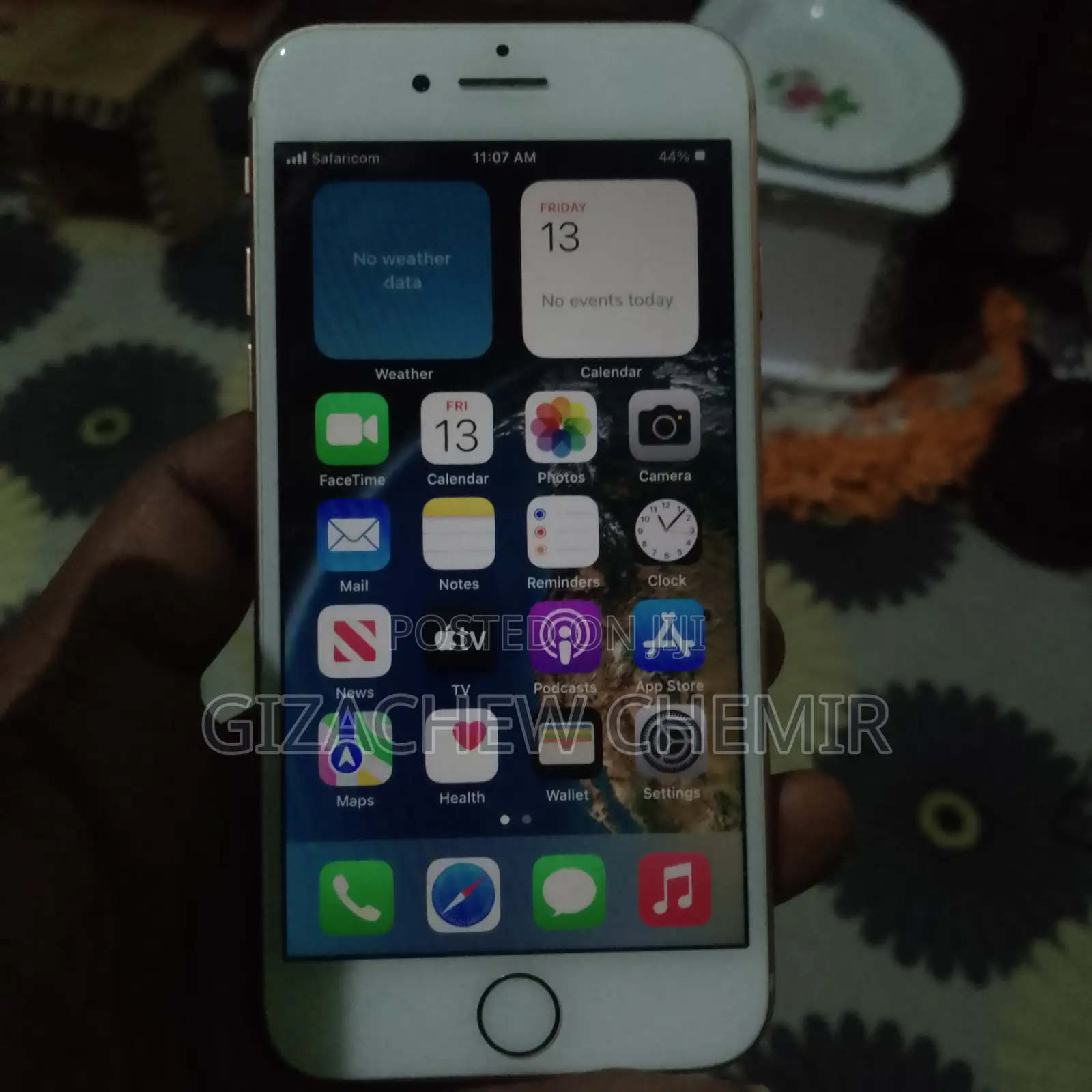 Apple iPhone 8 64 GB Gold