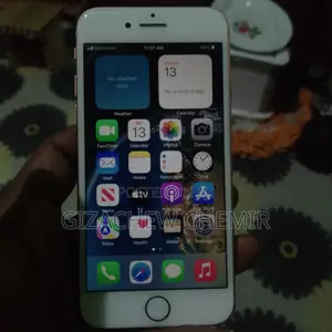 Apple iPhone 8 64 GB Gold