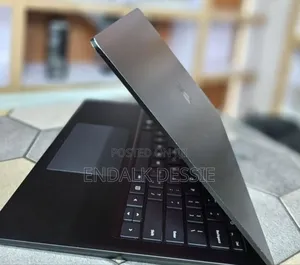 New Laptop Microsoft Surface 16GB Intel Core I7 SSD 512GB