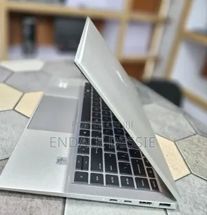 New Laptop HP EliteBook X360 1040 G7 16GB Intel Core I7 SSD 512GB