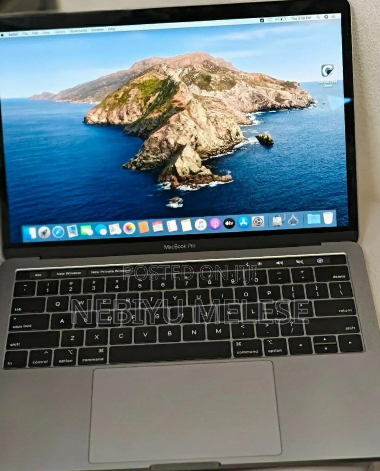 New Laptop Apple MacBook Pro 2019 16GB Intel Core I7 SSD 256GB