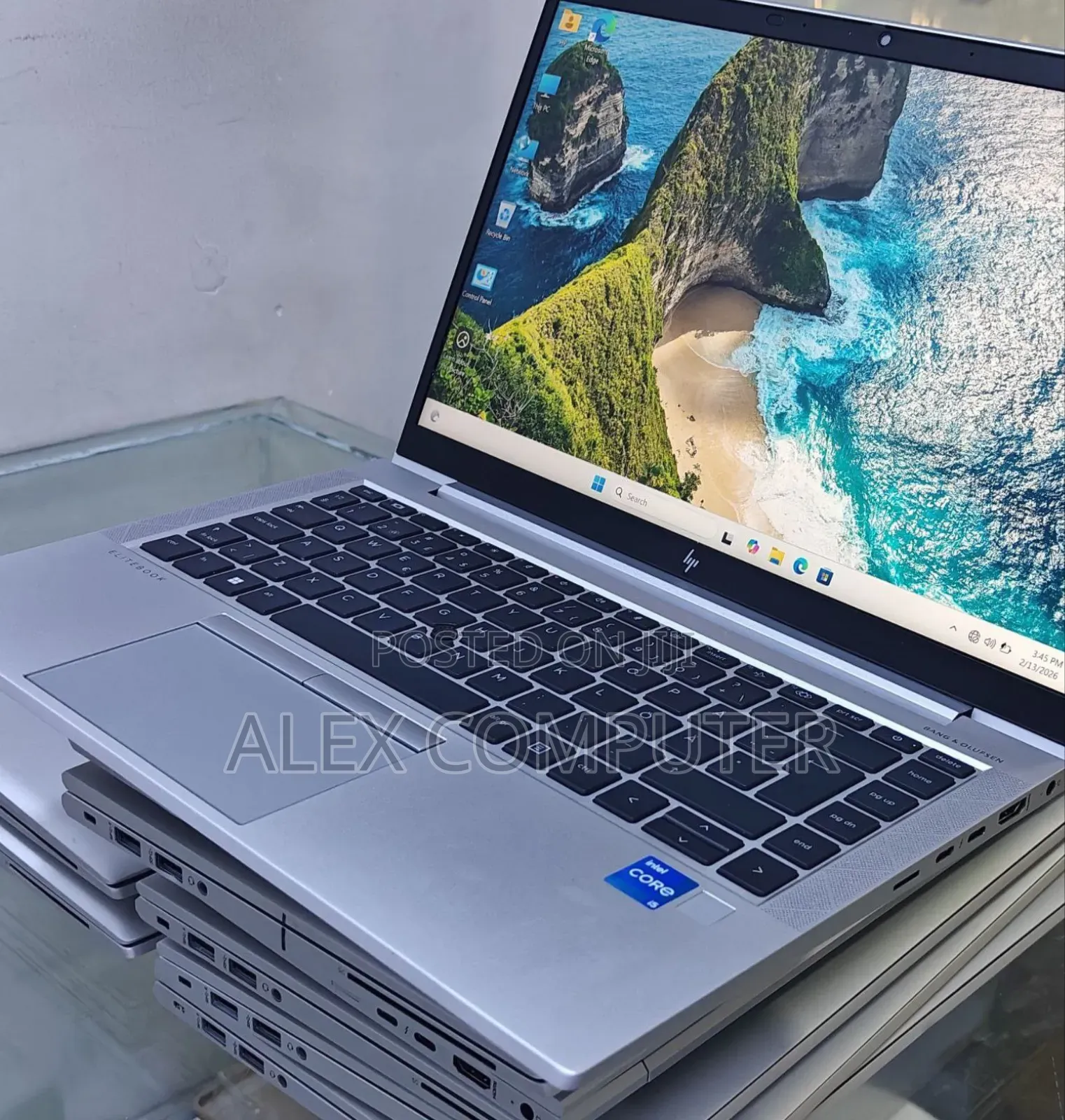 New Laptop HP EliteBook 830 G8 16GB Intel Core I5 SSD 512GB