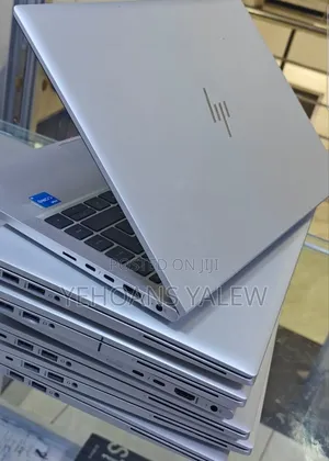 New Laptop HP EliteBook 830 G8 16GB Intel Core I5 SSD 512GB