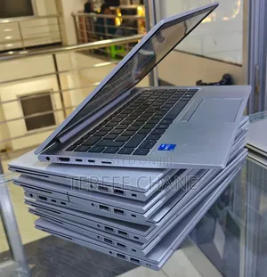 New Laptop HP EliteBook 830 G8 16GB Intel Core I5 SSD 512GB