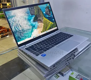 New Laptop HP EliteBook 830 G8 16GB Intel Core I5 SSD 512GB