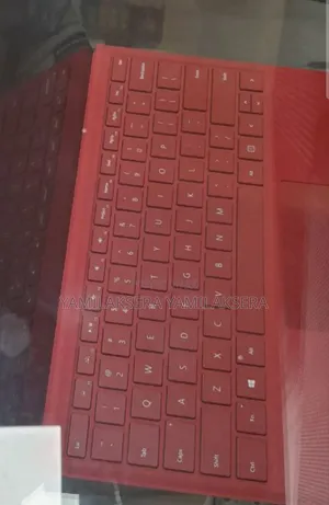 New Laptop Microsoft Surface 8GB Intel Core I5 SSD 256GB