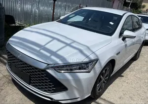 BYD Qin Plus DM-i 2025