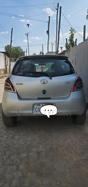 Toyota Yaris 1.0 VVT-i 2007 Silver