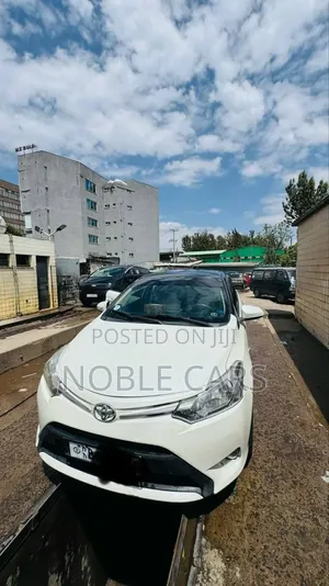 Toyota Yaris 2015 White