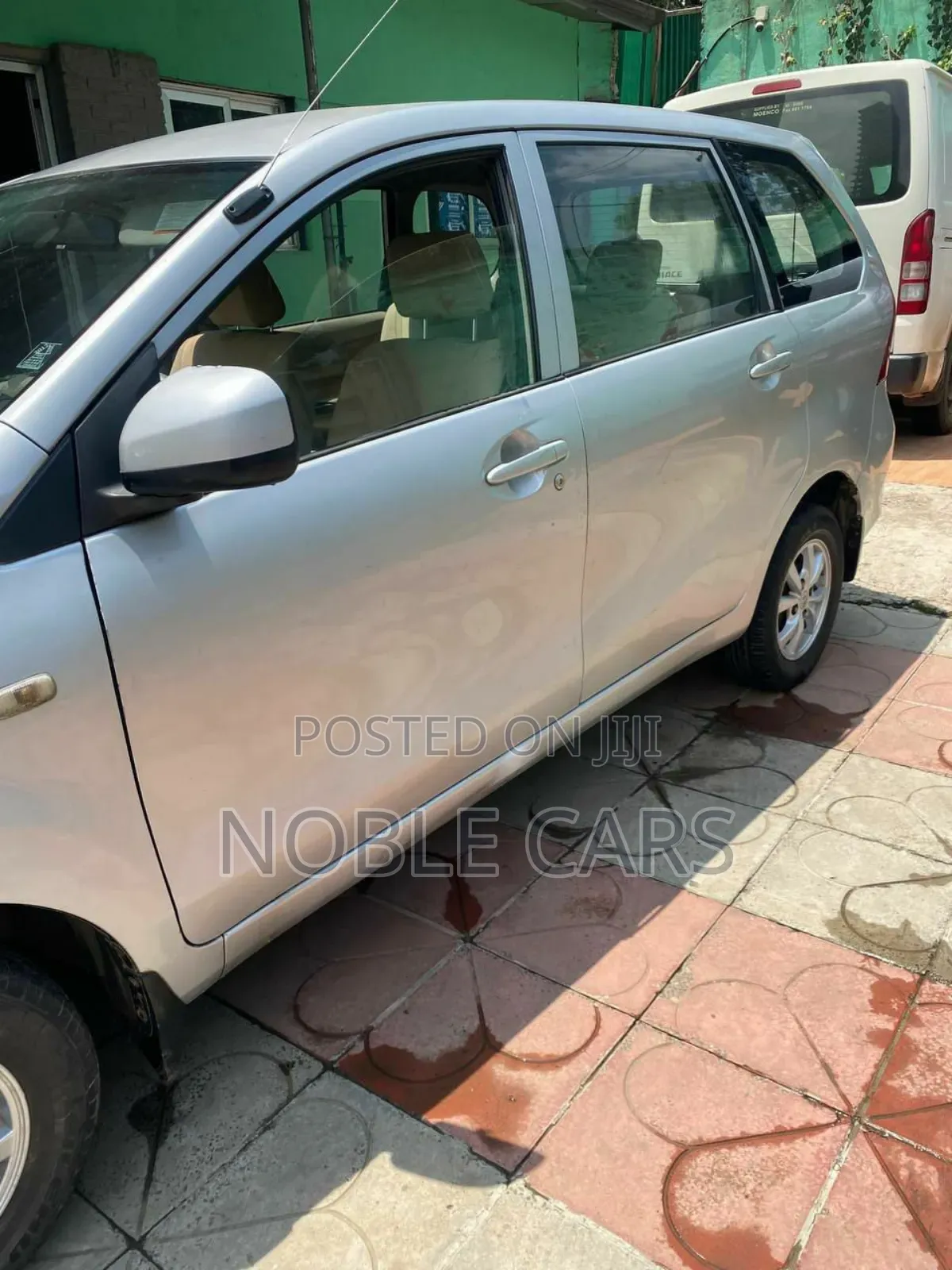 Toyota Avanza 2015 Silver