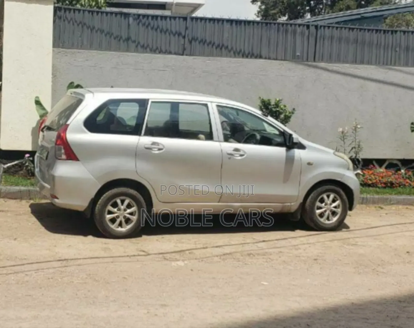 Toyota Avanza 2015 Silver