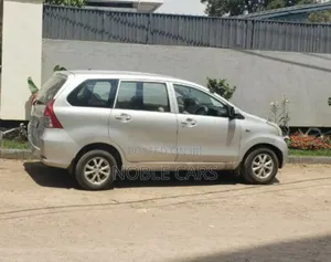 Toyota Avanza 2015 Silver