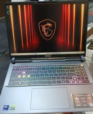 New Laptop MSI Vector 16 HX AI A2XWIG 16GB Intel Core Ultra 7 SSD 512GB