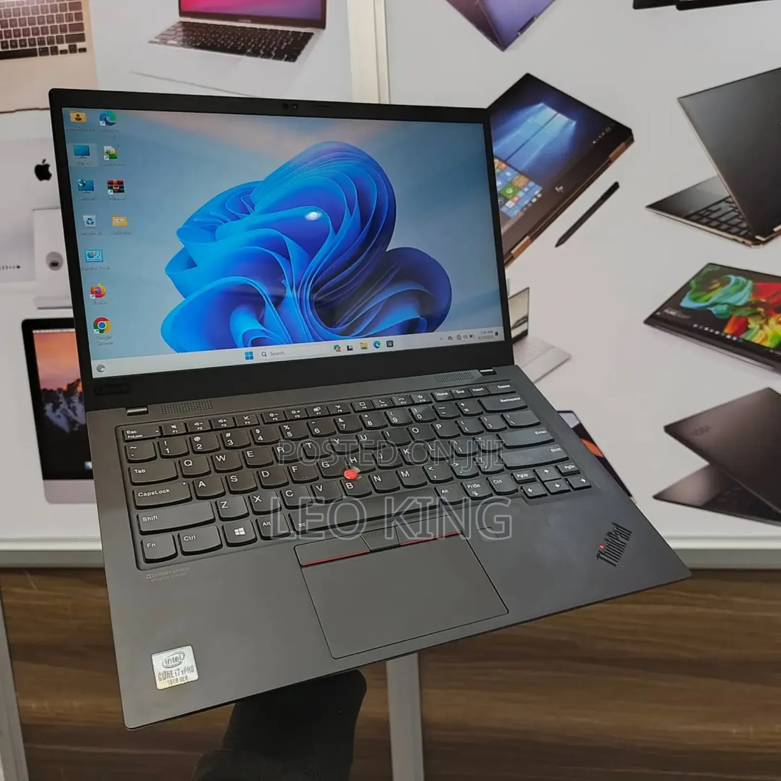 Laptop Lenovo ThinkPad X1 Carbon Gen11 16GB Intel Core I7 SSD 16 GB