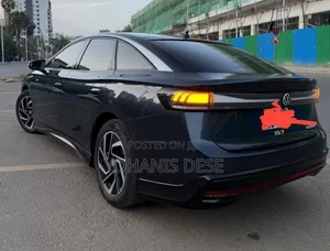 Volkswagen ID.7 2025 Matt Black