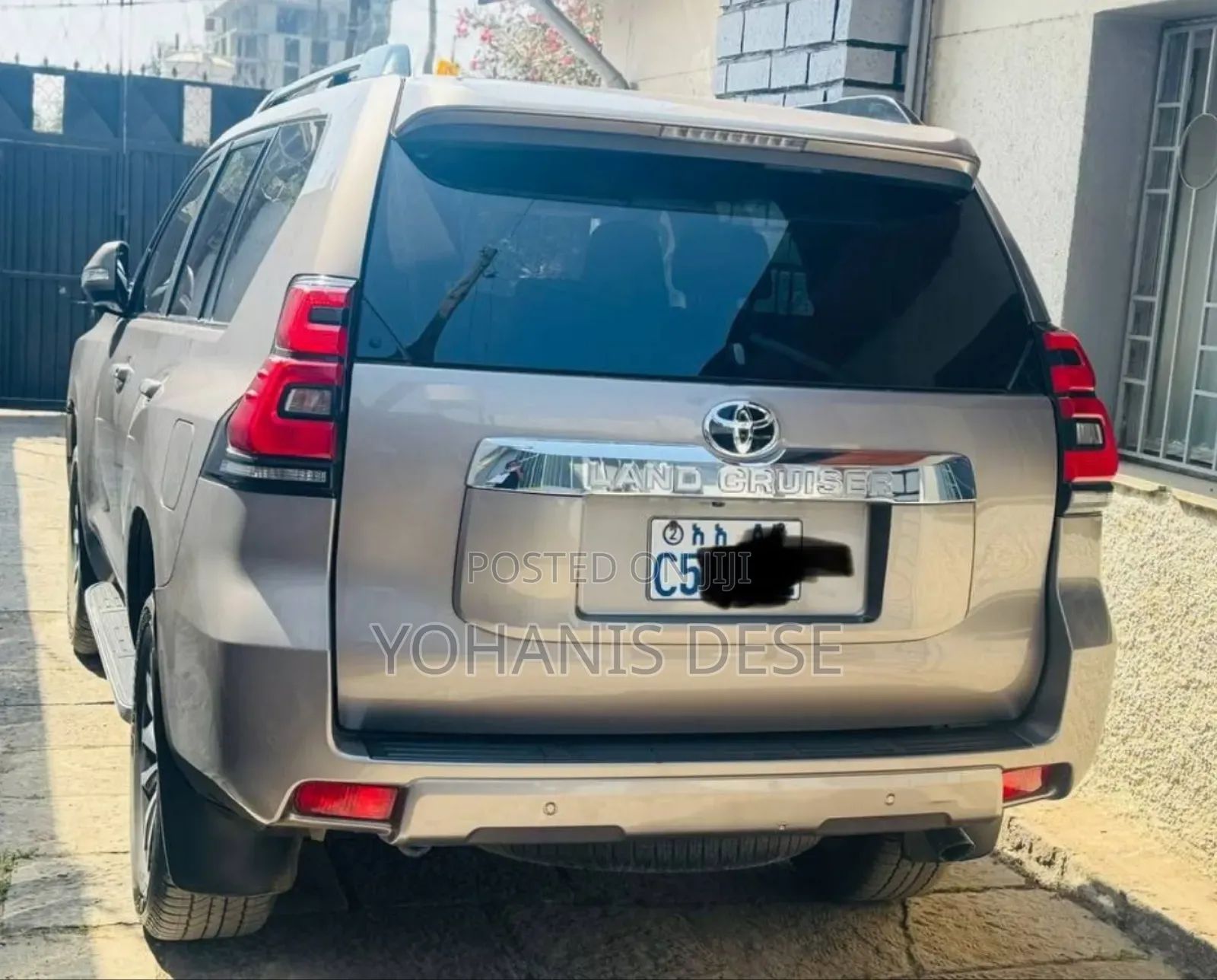 Toyota Land Cruiser Prado 2023 Brown