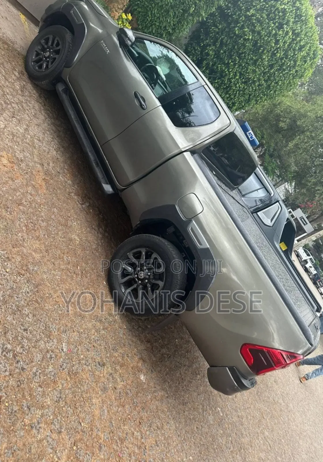 Toyota Hilux 2021 Ivory