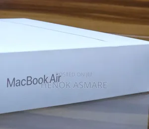 New Laptop Apple MacBook Pro 16GB Apple M4 SSD 1T