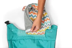 Infantino Baby Carrier (ባለ ኮፍያ)