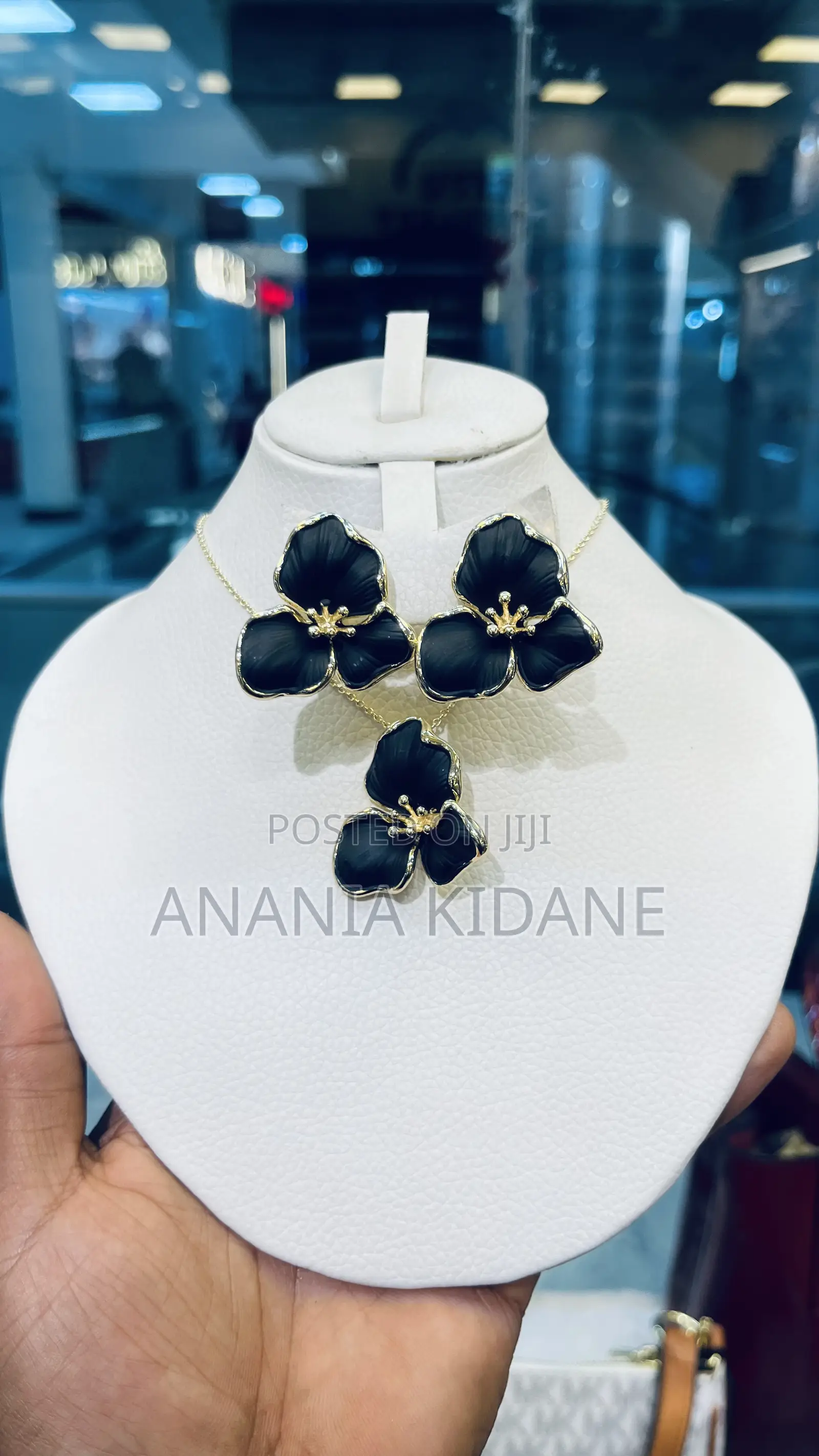 The Timeless Full Set Jewelry