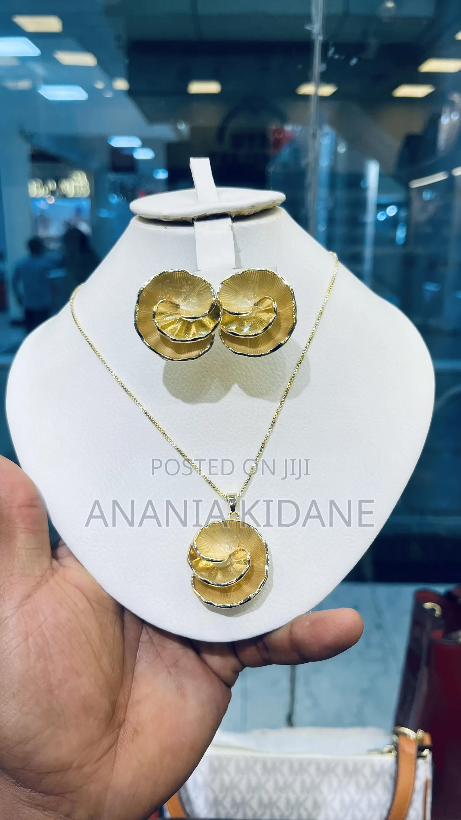 The Timeless Full Set Jewelry