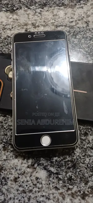 Apple iPhone 8 Plus 64 GB White