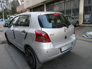 Toyota Yaris 2009 Silver
