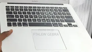 New Laptop Apple MacBook Air 2017 8GB Intel Core I5 SSD 256GB