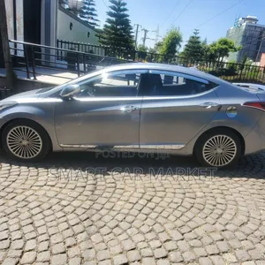 Hyundai Avante 2014 Gray