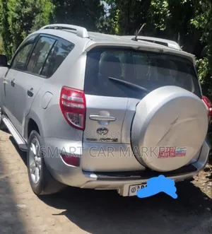 Toyota RAV4 2010 Blue