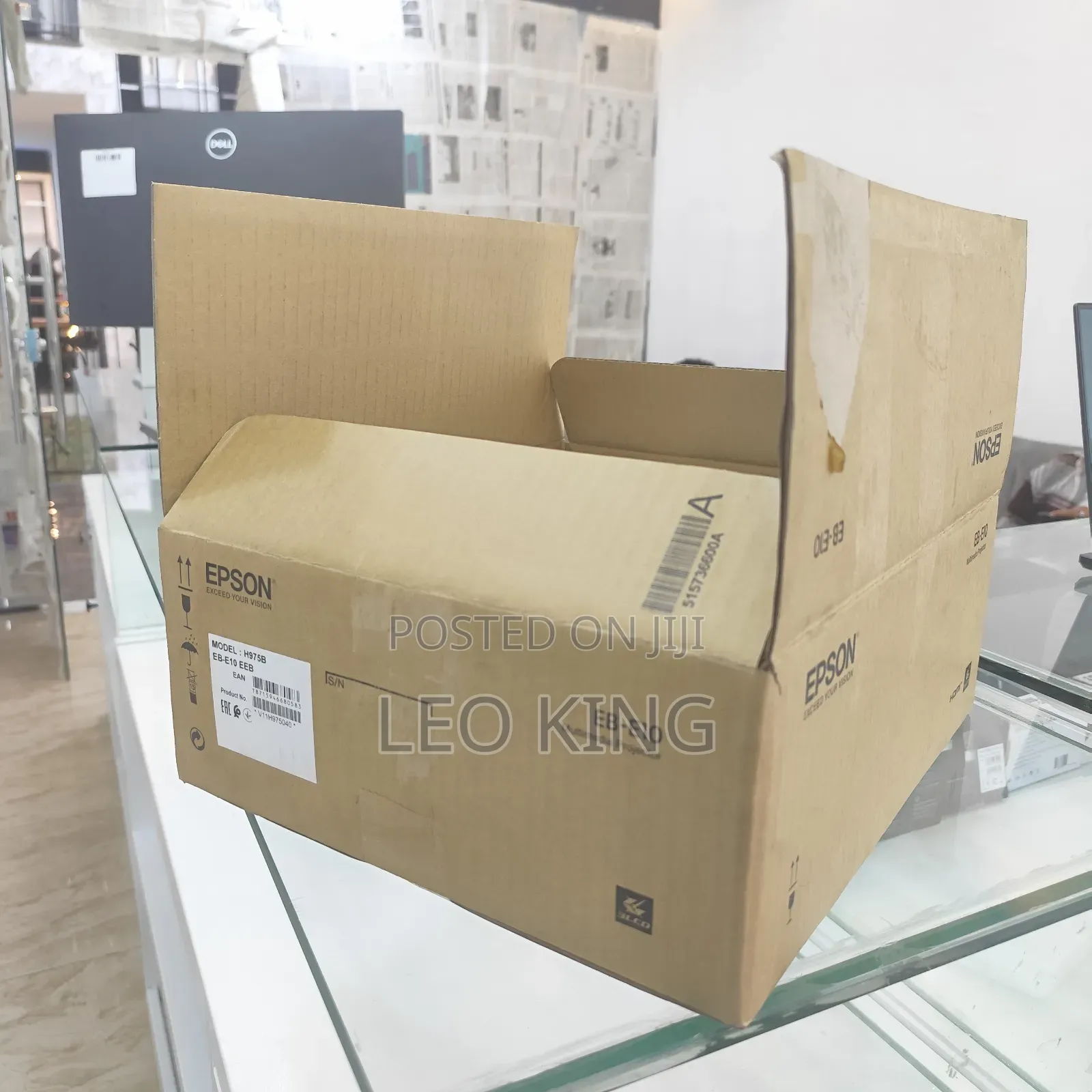 BRND New Epson Eb-E10 Projector With Lumens 3600,Floor and Table