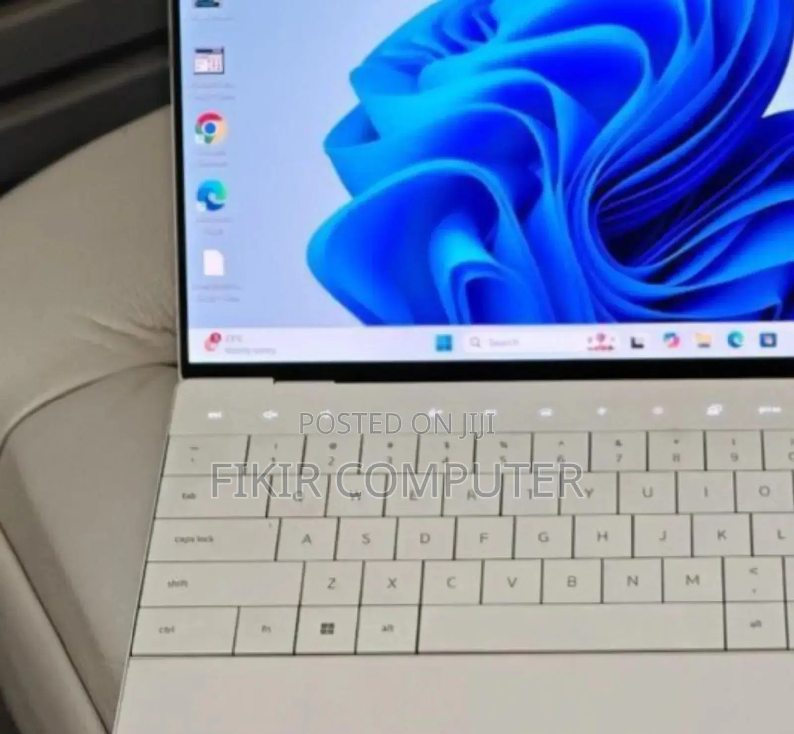 New Laptop Dell XPS 13 9320 32GB Intel Core I7 SSD 1T